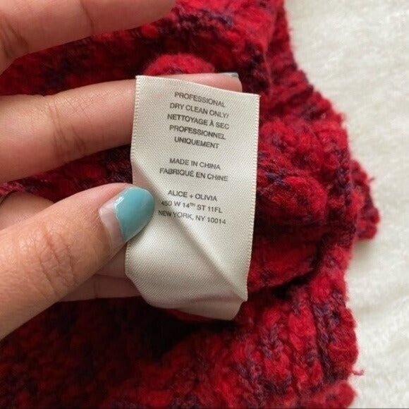 Alice + Olivia Otis Textured Red Chunky Wool Turtleneck Oversized Sweater Size M - Picture 9 of 11